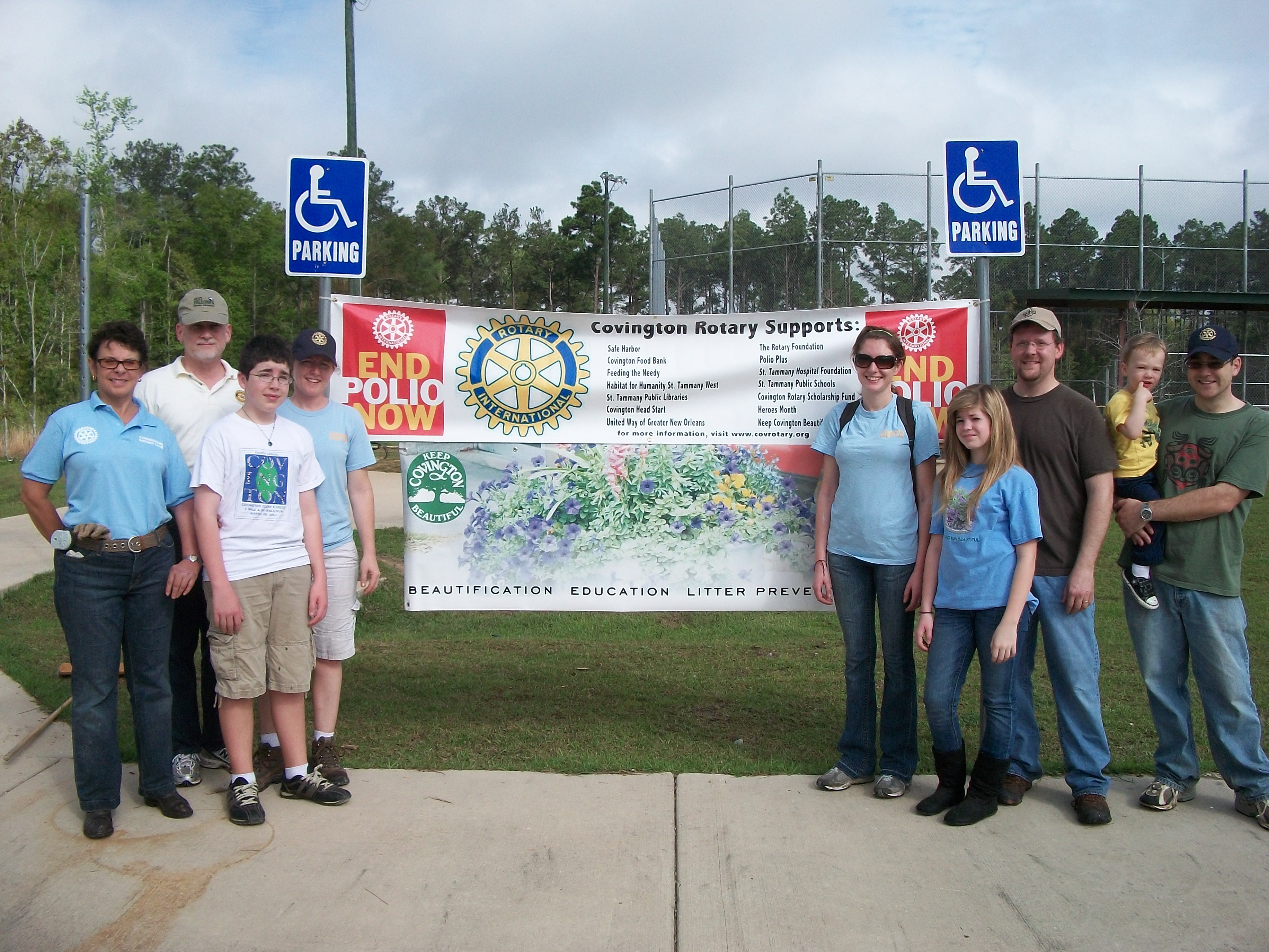 Covington Rotary Club volunteers help at Nature Trail